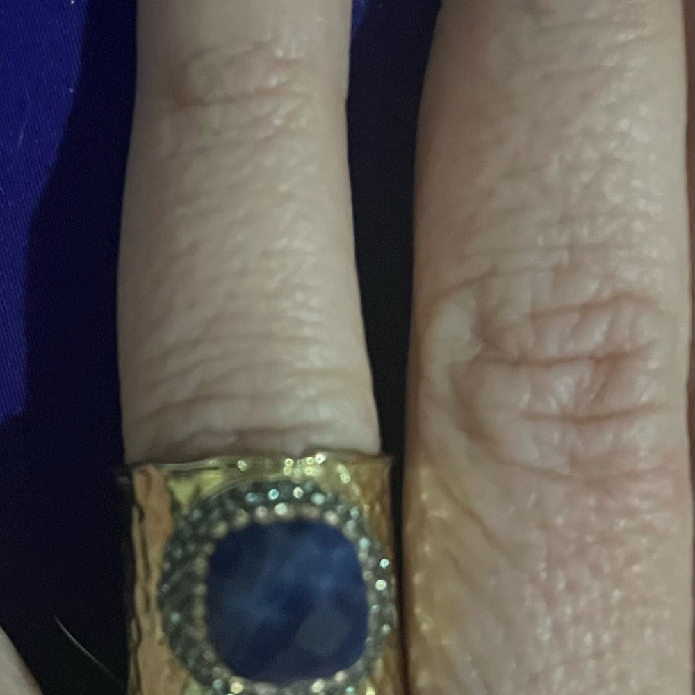 Elegant Gold color toned and Blue glass ring costume jewelry